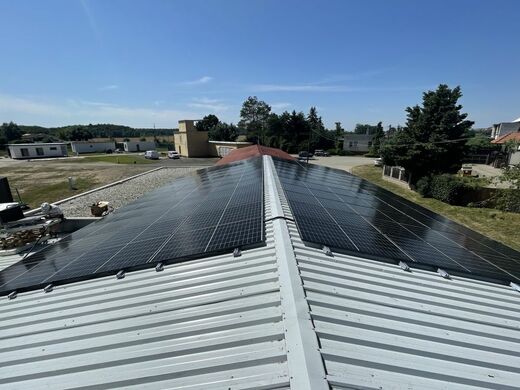 Průmyslový objekt, Tvrdonice, 32 kWp